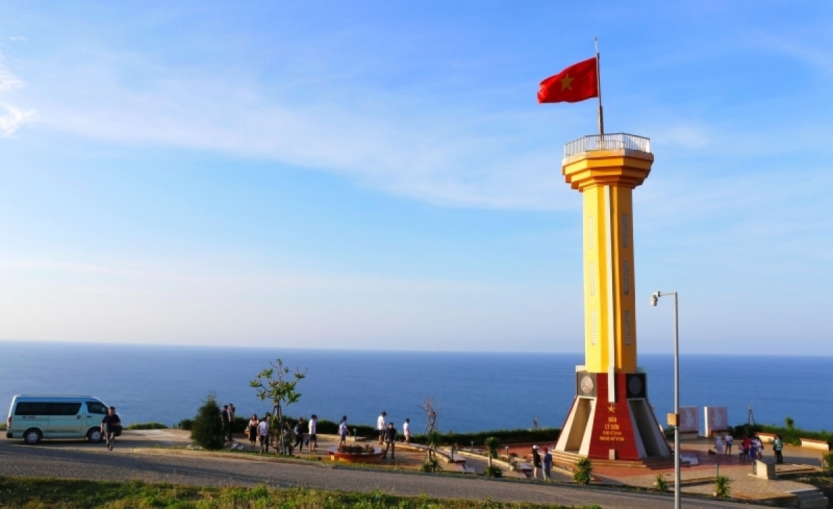 80 năm nước Việt Nam - dưới lá cờ đỏ sao vàng